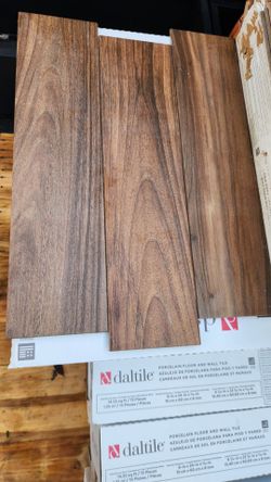 Daltile
Baker Wood 6 in. x 24 in. Walnut Glazed Porcelain Floor and Wall Tile (14.55 sq. ft./Case)