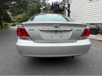 2006 TOYOTA CAMRY LE