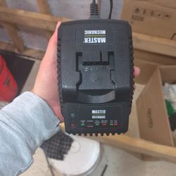 Master Mechanic 18v Battery Charger 