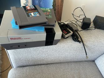 Original Nintendo (nes) With Games 