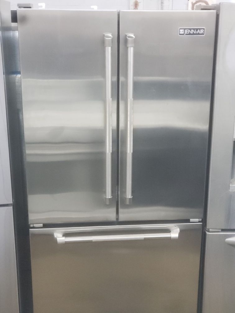 Jenn-air french door refrigerator silver 36 inches