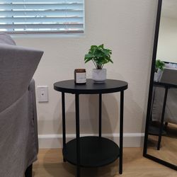 Round End Table