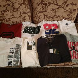 Good Tshirts 8 Each Jackets 8 Each Med And Large Firm