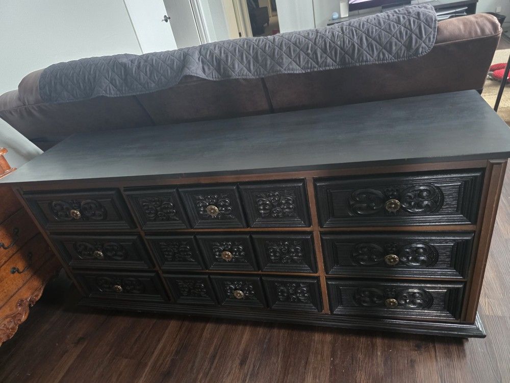 Dressers And Mirror . Very Heavy Will Consider Selling Separately. 