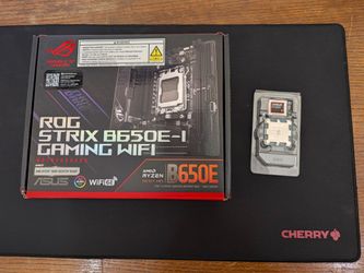 AMD Ryzen 7 9700x CPU + Asus ROG Strix B650e Gaming WiFi ITX Motherboard Combo