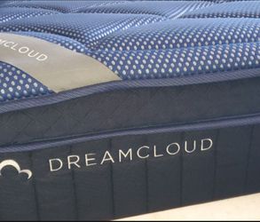 Dream cloud cal king mattress