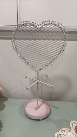Cute jewelry stand