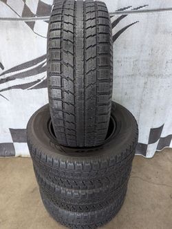 265/65r17 Toyo Observe GSI-5 studless winter snow tires