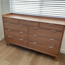 Mid-Century Modern Solid Wood 9 Drawer Horizontal Dresser