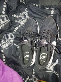 Nike women's sneakers size 7