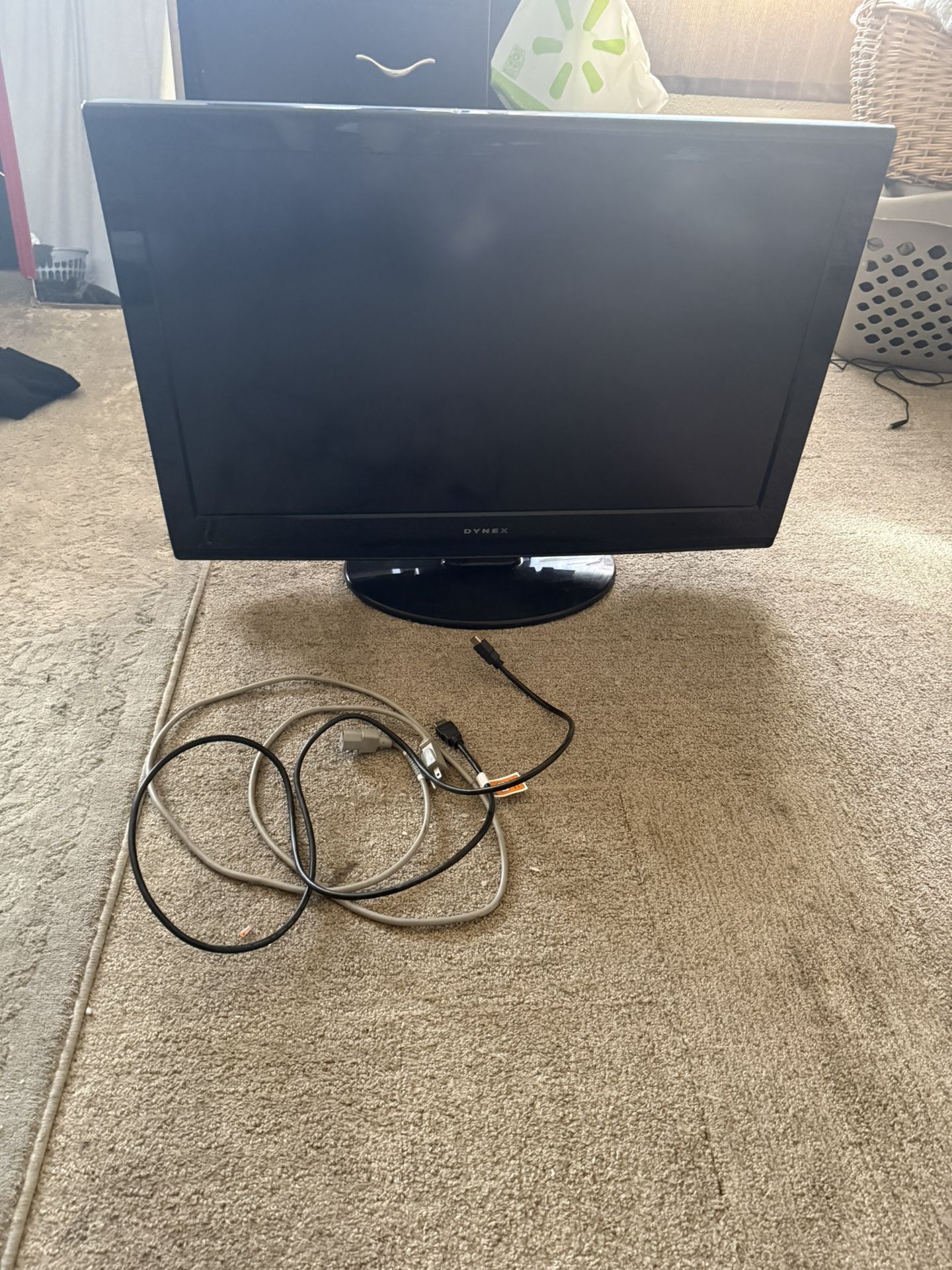32’ Dynex Tv