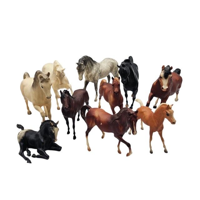 Lot Of 10 BREYER Horses