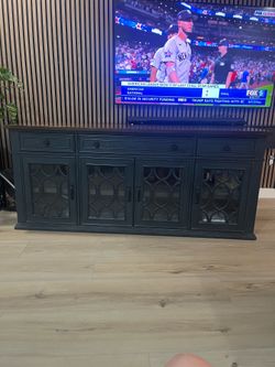 Console Buffet