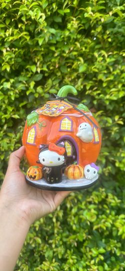 Hello Kitty Ceramic Pumpkin