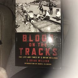 Block On The Tracks Book