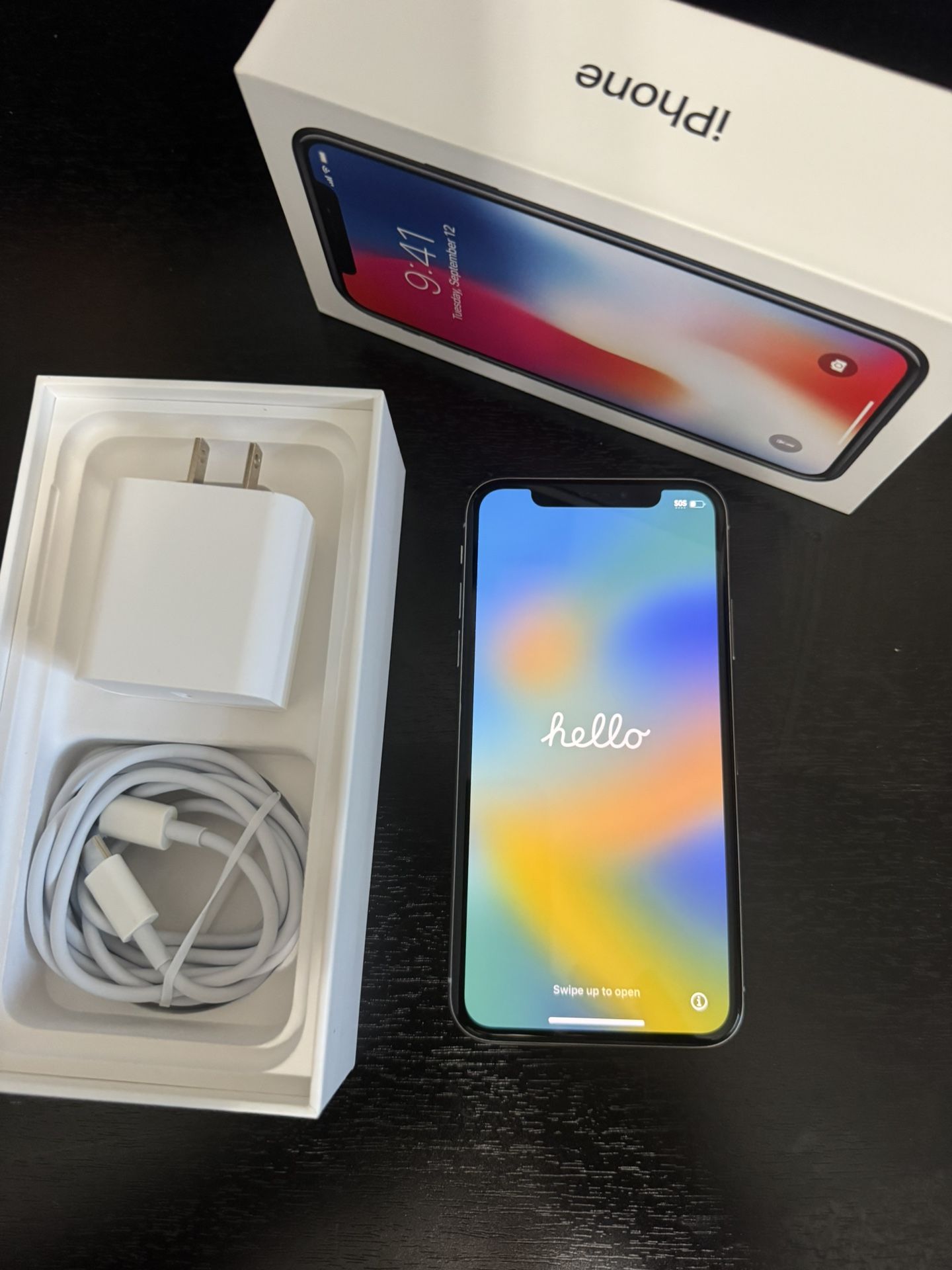 iPhone 10 256 GB Unlocked