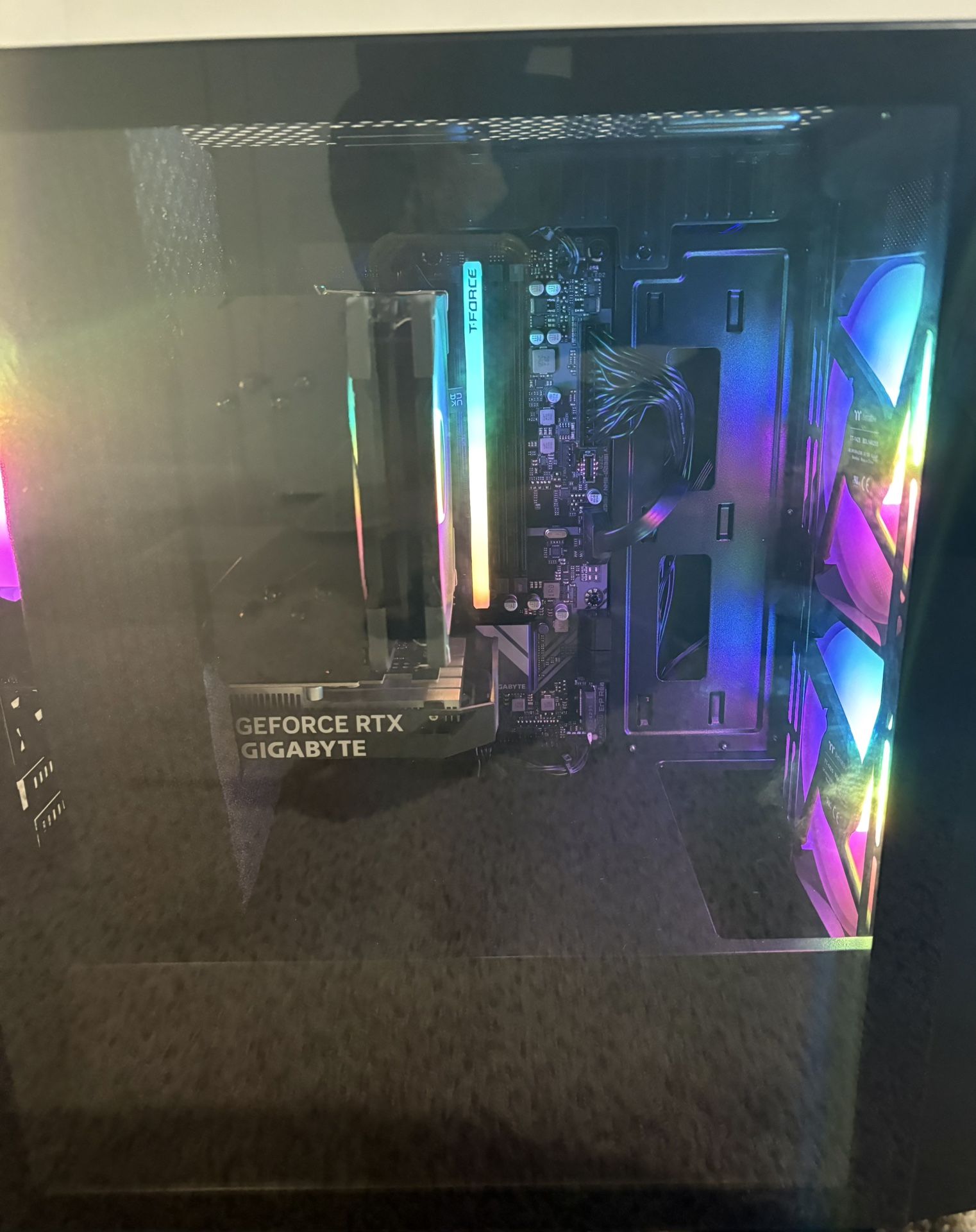 Gaming PC+ Monitor