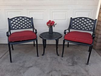 Hanamint Patio Set With NEW Cushions