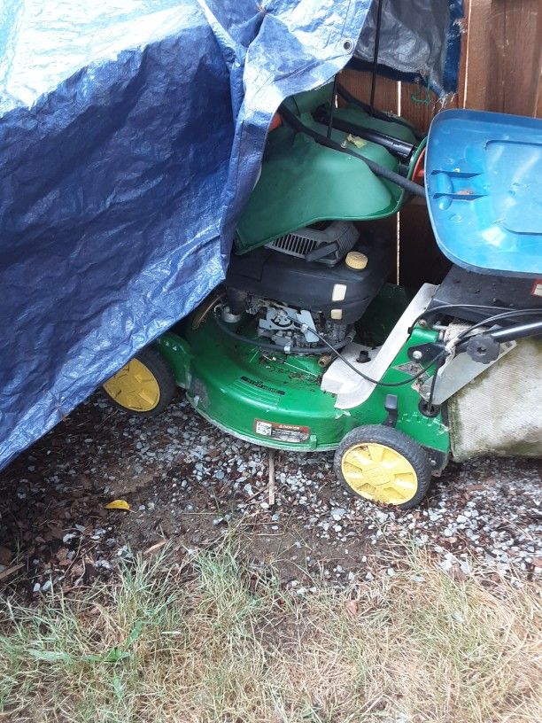 John Deere Lawn Mower Not Running We Have New Mower So Not Fixing It Just Trying To Get Rid Of It