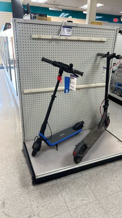 Nine bot scooter