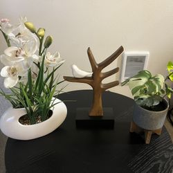 Beautiful Home Decor, Jewellery Stand And Plant Holder Artificial Plant 