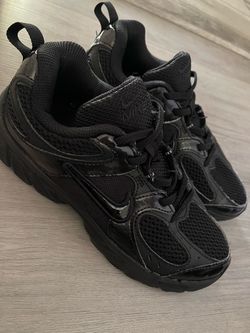 Kids Nike size 3Y