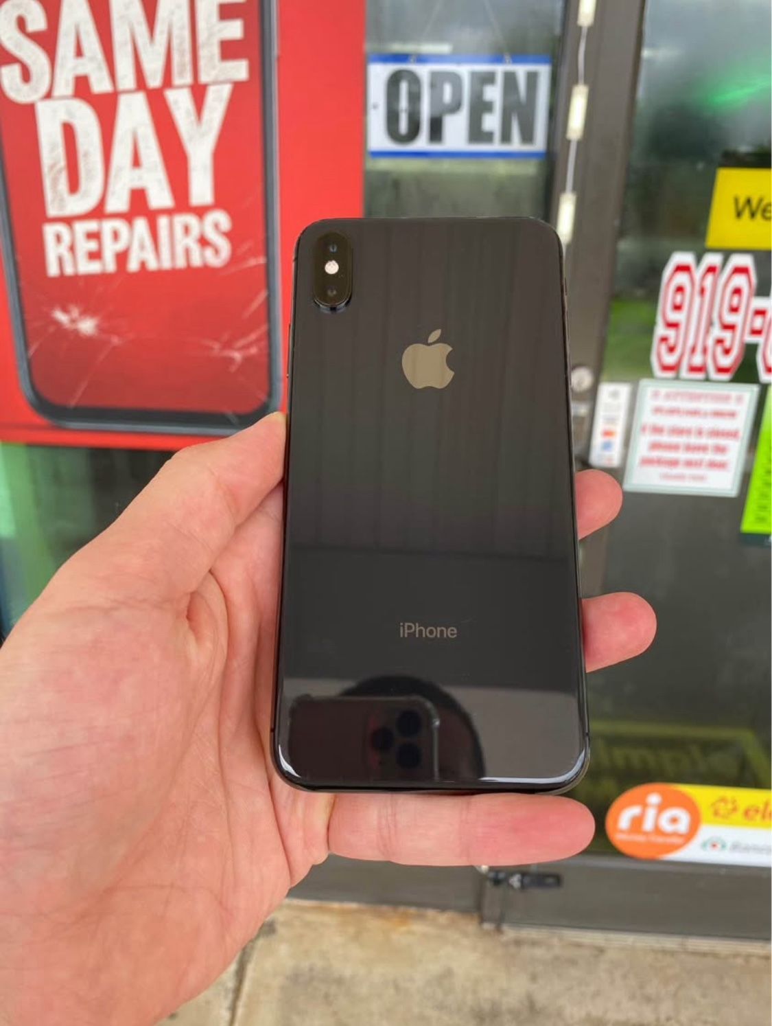 Unlocked iPhone XS Max (256GB) β $10 to Start (Financing)