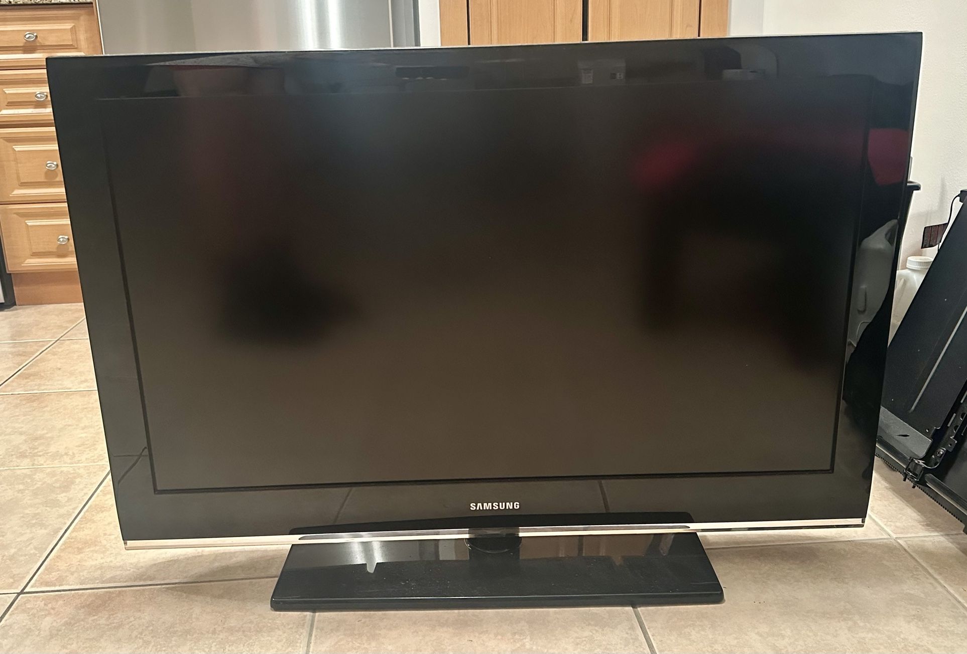 Samsung 40” TV