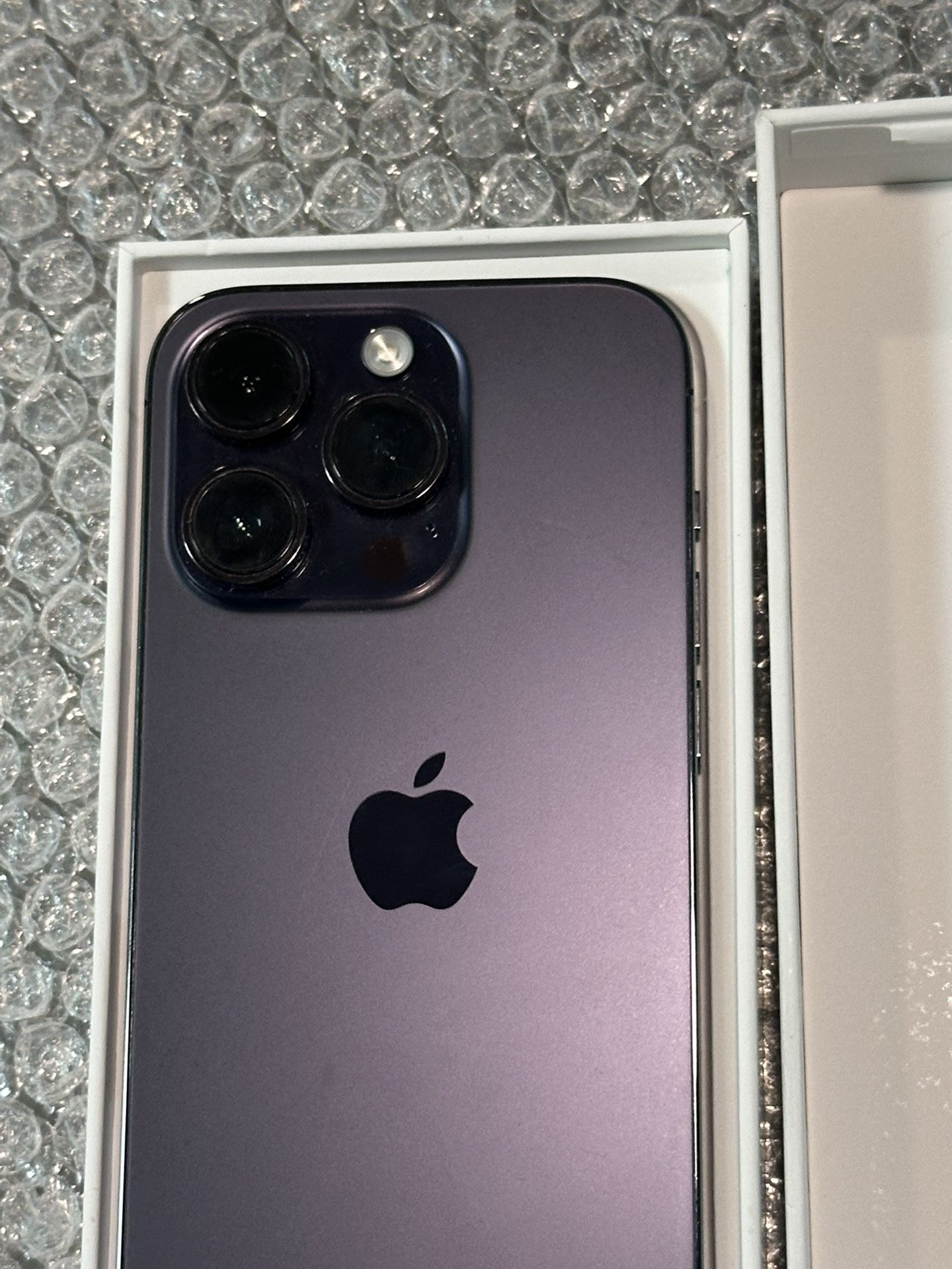 iPhone 14 PRO Deep Purple UNLOCKED