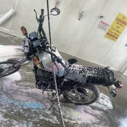 Up for sale is my 1983 Yamaha XT550 with a clean title. OBO NEED GONE ASAP