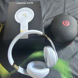 Beats Studio 3 Wireless BRAND NEW