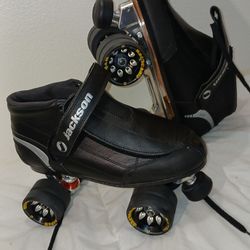 Size 9m10w Roller Skates