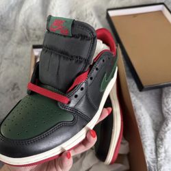 Woman's Air Jordan 1 Retro Low OG