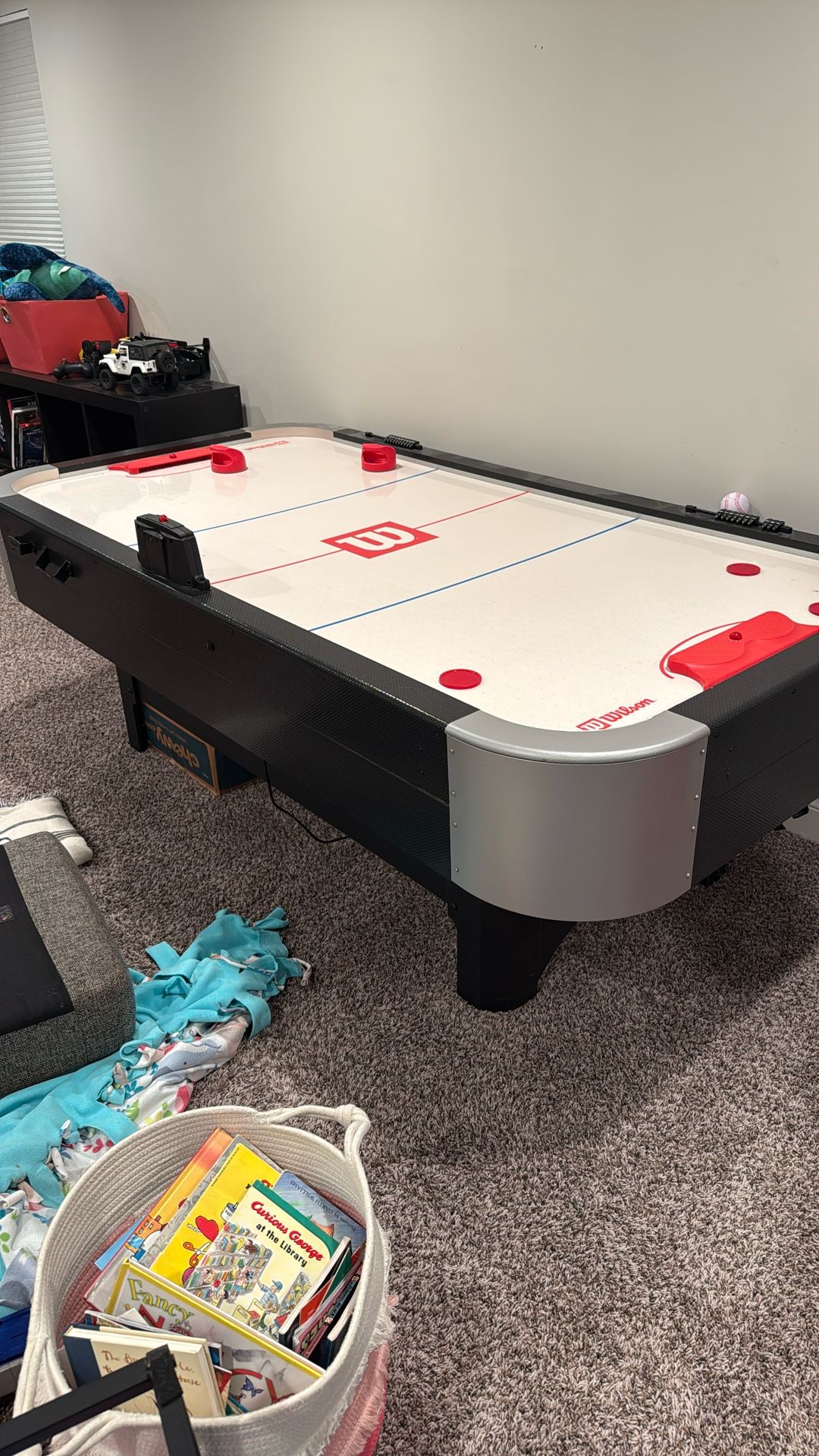 Free Air Hockey Table