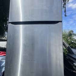 LG STAINLESS STEEL FRIDGE 