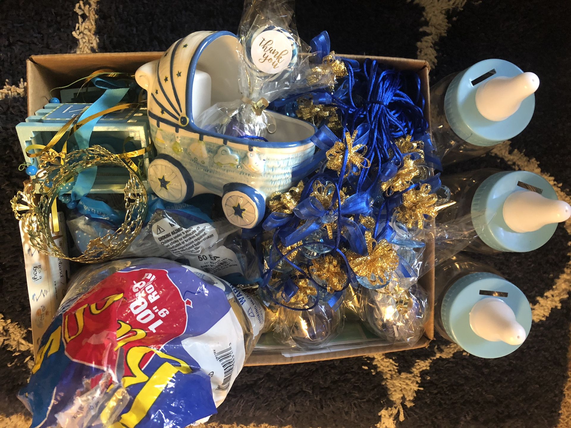 FREE royal Baby shower decorations and favors for a boy