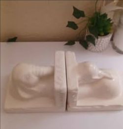 Household White Ceramic Elephants
