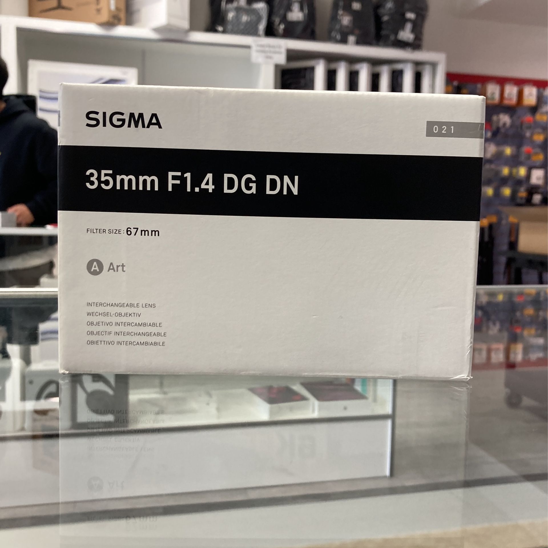Sigma 35mm F1.4 Lens For Sony