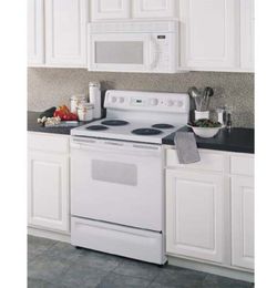 GE 4 burner stove white electric range