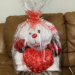 MOTHER’S DAY WHITE BEAR GIFT (Pick up Only)