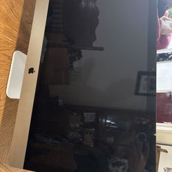 Apple iMac 21.5" (2011)