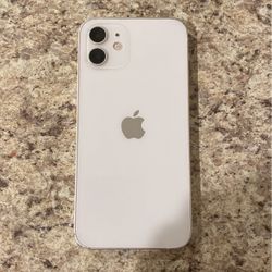 iPhone 12 (white)