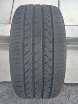 Size 255/40/18 lexani LX Twenty tire
