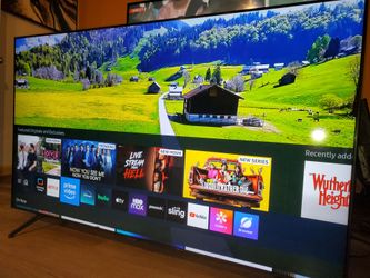 70" Samsung Chrystal Smart Tv 4k basically new less than year. Great Quality Pic No Scratch come with remote