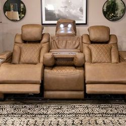 1549 Strikefirst Nutmeg Reclining Set

