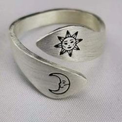 Silver Tone Adjustable sun and moon Bypass Wrap Spoon Ring