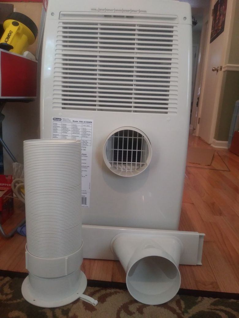 DeLonghi Portable Indoor air conditioner