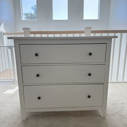 Ikea Hemnes  3-drawer Dresser 