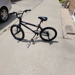 Hyper Bicycle Boys Spinner BMX Bike 