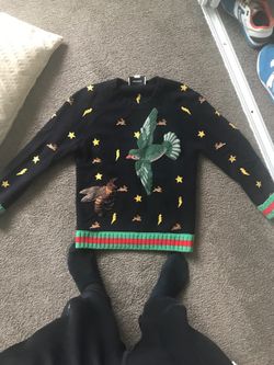 Gucci sweater sz L